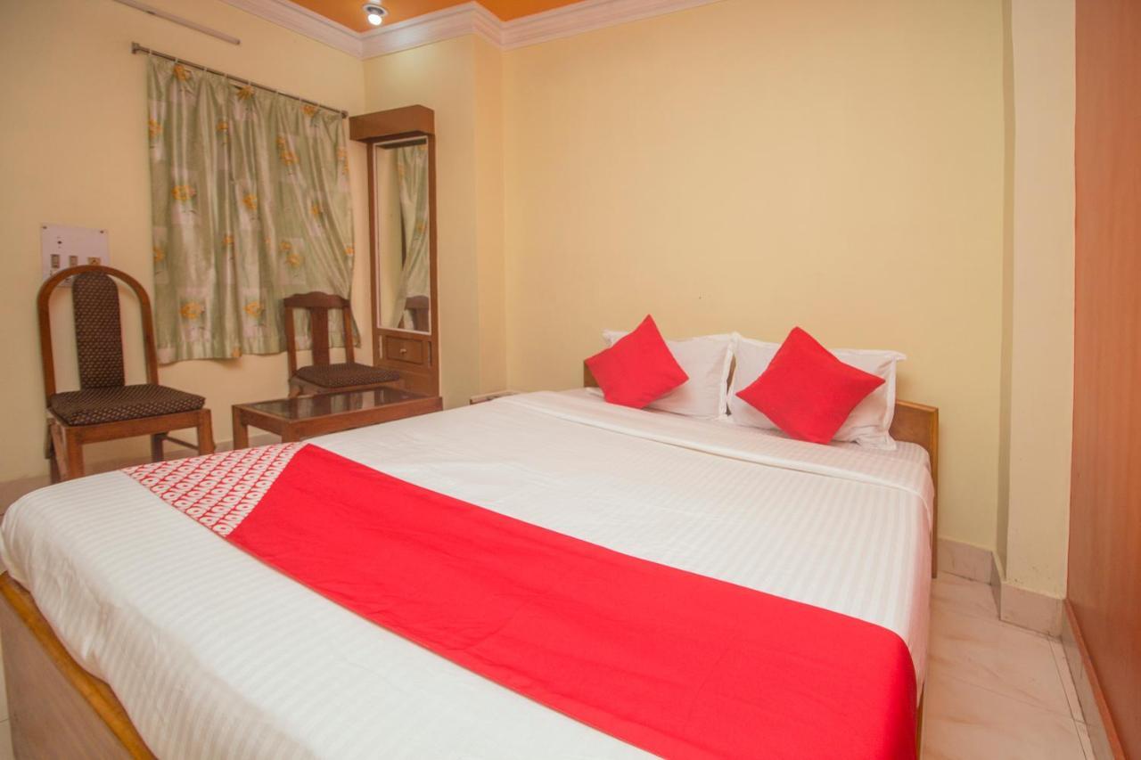 Oyo 48133 Hotel Payel Māldah Exterior foto